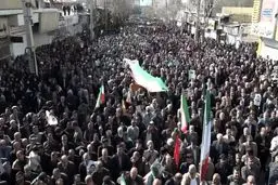 تصاویری از خروش عظیم و تاریخی مردم قم علیه مزدوران تروریست رژیم صهیونی و آمریکا