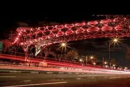 پل طبیعت تهران قرمز رنگ می‌شود/ ماجرا چیست