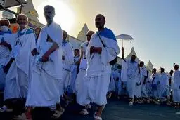 نخستین گروه زائران حج تمتع امروز (۵ اردیبهشت) عازم سرزمین وحی شدند