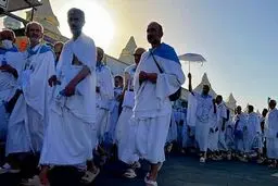 نخستین گروه زائران حج تمتع امروز (۵ اردیبهشت) عازم سرزمین وحی شدند