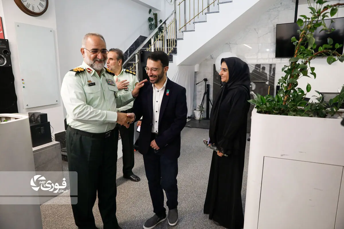 بازدید فرماندهان انتظامی از گروه رسانه‌ای