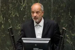 نماینده مجلس: کشور در تصرف و تسخیر مافیاست/ جابه‌جایی فرزین یا هر فرد دیگری در شرایط فعلی هیچ تأثیری ندارد