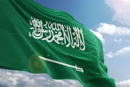 یک منبع سعودی به سی‌ان‌ان گفت که عربستان سعودی تنها زمانی روابط خود را با اسرائیل عادی‌سازی خواهد کرد که یک «مسیر غیرقابل بازگشت» به سوی تشکیل کشور فلسطین وجود داشته باشد