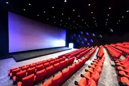 بلیت سینما در این روزها نیم‌بها شد