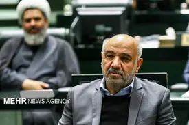 میدری برای پاسخ به نحوه اجرای کالابرگ الکترونیک به مجلس می رود