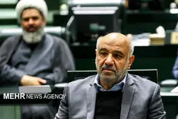 میدری برای پاسخ به نحوه اجرای کالابرگ الکترونیک به مجلس می رود