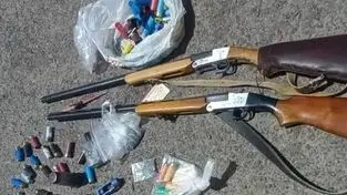 کشف سلاح جنگی و شکاری در منزل عتیقه‌فروش تهران به دنبال درگیری ملکی