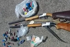 کشف سلاح جنگی و شکاری در منزل عتیقه‌فروش تهران به دنبال درگیری ملکی
