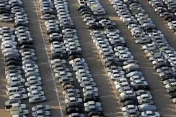 واردات خودرو‌ به مناطق آزاد آغاز شد
