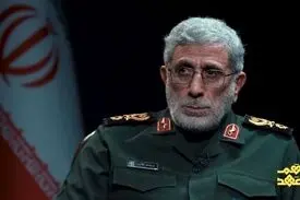 تصاویری از حضور سردار قاآنی در مصلای تهران برای وداع با پیکر رهبر شهید+ویدیو