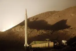 احتمال تغییر دکترین دفاعی به تهاجمی از سوی ایران در برابر اسرائیل و آمریکا | مسئولیت گسترش دامنه جنگ با کسانی است که مدام تهدید می کنند