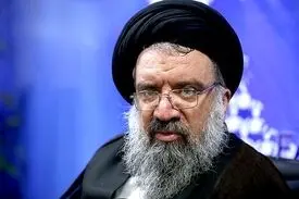 احمد خاتمی: کلید فضای مجازی در دست آمریکا و آمریکازده هاست