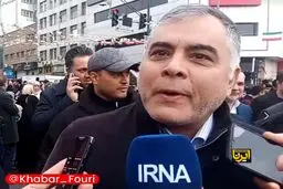حضور محسن پاک‌نژاد، وزیر نفت و سرلشکر پاکپور، فرمانده کل سپاه پاسداران انقلاب اسلامی در راهپیمایی ۲۲ بهمن