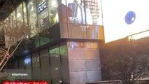 پلمب کافه ساعدی‌نیا با مسدودسازی کامل ورودی فلزی