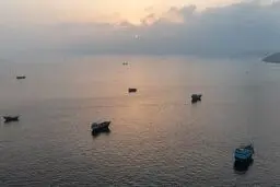 حمله موشکی آمریکا به دو پل راه‌آهن در شمال شرق ایران/ ترامپ: پاسخ‌های شدیدتر در راه است
