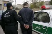 پزشک قلابی با ویتامین‌تراپی وارد خانه‌ها می‌شد و دلار و طلا سرقت می‌کرد+ ویدیو