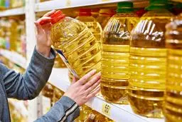 روغن‌خانوار، برنج، گوشت مرغ و تخم‌مرغ به‌وفور در حال عرضه به بازار است | قیمت کالاهای اساسی در بازار کاهشی است