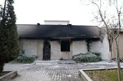 وزیر علوم: اغتشاشگران موزه مفاخر دانشگاه فردوسی را به آتش کشیدند
