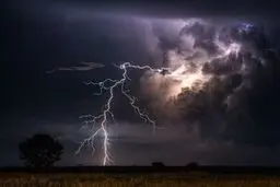 رگبار باران و رعد و برق در نیمه شمالی کشور