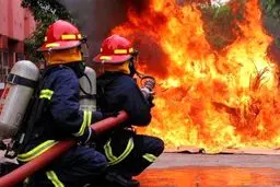 ۸ هزار تماس در یک هفته؛ آتش‌نشانان اصفهان ۶۲ نفر را از مرگ نجات دادند