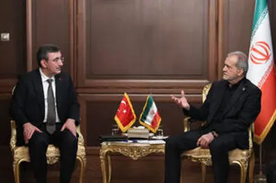 پزشکیان: از همکاری‌های ترکیه در دوران جنگ قدردانی می‌کنیم/یلماز: ملت ترکیه در غم ایران شریک است