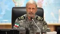 سرلشکر حاتمی: با حضور در تشییع رهبر شهید، پیمان خود را با آرمان‌های انقلاب تجدید کنیم