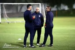 یک مربی دیگر از کادر قلعه‌نویی جدا شد