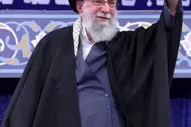 لحظه ورود رهبر انقلاب به حسینیه امام خمینی در دیدار مردم آذربایجان شرقی + ویدیو