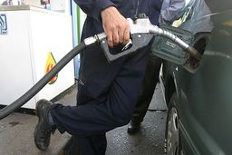 هنوز دستور جدیدی درباره بنزین ابلاغ نشده است