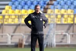 عقیق به‌ جای دلار!