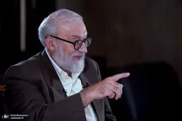 محمدجواد لاریجانی: مجمع جهانی اقتصاد از ترس اینکه آقای عراقچی اسناد جنایات آمریکا را برملا کند او را به داووس دعوت نکرد