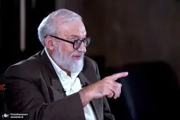 محمدجواد لاریجانی: مجمع جهانی اقتصاد از ترس اینکه آقای عراقچی اسناد جنایات آمریکا را برملا کند او را به داووس دعوت نکرد