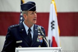 فرمانده آمریکایی: کره شمالی برای آزمایش یک موشک پیشرفته قاره‌پیما آماده می‌شود