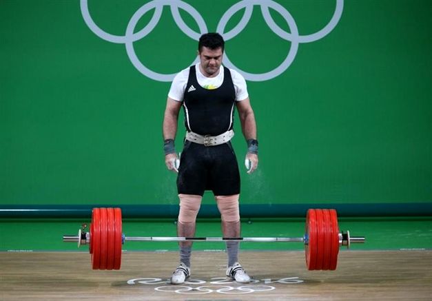 اتفاق عجیب و تلخ برای ملی پوش وزنه برداری سرمربی تیم ملی پرده گوشم را پاره کرد!