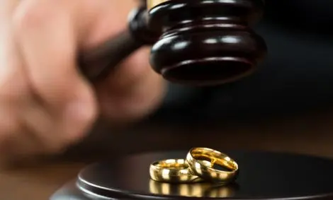 آیا زن برای انجام کارهای خانه می‌تواند اجرت المثل بگیرد؟