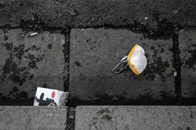 وبا تا کرونا؛ از حمام عمومی تا دستکش‌های رهاشده