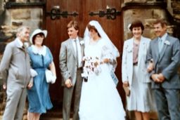 عکس‌های عروسی بعد از ۳۵ سال به دست عروس و داماد رسید