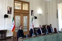 نشست اقدامات پیشگیرانه و کنترلی ایران در پی شیوع کرونا با حضور دیپلمات های خارجی مقیم تهران