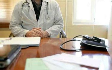 تکذیب پزشک بودن متهم ردیف اول احتکار کالاهای بهداشتی