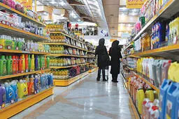 قائم مقام وزیر صنعت، معدن و تجارت: نگران نباشید؛ چند برابر نیاز کشور کالا دپو کردیم