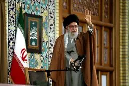 رهبر معظم انقلاب روز اول سال نو به مشهد نمی‌روند