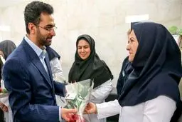 همه با هم باید هوای کادر درمانی کشور را داشته باشیم/ هموطن عزیز، از مستاجرت این ماه اجاره نگیر