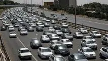 ترافیک در مسیرهای خروجی پایتخت نیمه سنگین است