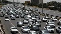 ترافیک در مسیرهای خروجی پایتخت نیمه سنگین است
