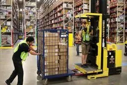 شرکت آمازون ۱۰۰ هزار کارمند جدید استخدام می‌کند/کسب و کار سکه به خاطر شیوع کرونا