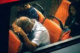 با بی‌حوصلگی نجنگید؛ در آغوشش بکشید