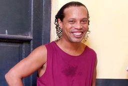 رونالدینیو در زندان هم درخشید