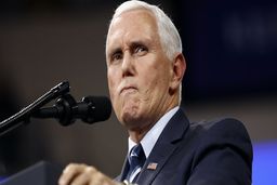 پنس: تمامی پروازها از انگلیس و ایرلند به آمریکا متوقف می شود