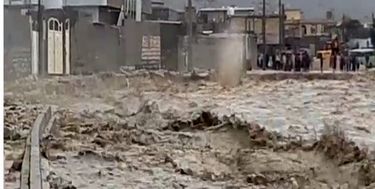 برآورد اولیه خسارت ۵۰۰ میلیارد تومانی سیل به جاده‌ها / ۹۰۰۰ هزار کیلومتر جاده و ۵۶۰ ابنیه آسیب دید