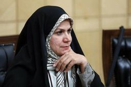 بازگشایی ادارات و برگزاری برخی اجتماعات متناقض با تصمیمات ستاد مبارزه با کروناست